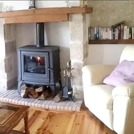 Propriete D'une A Avec Piscine Partagee Jardin Clos Et Wifi Nyaraló